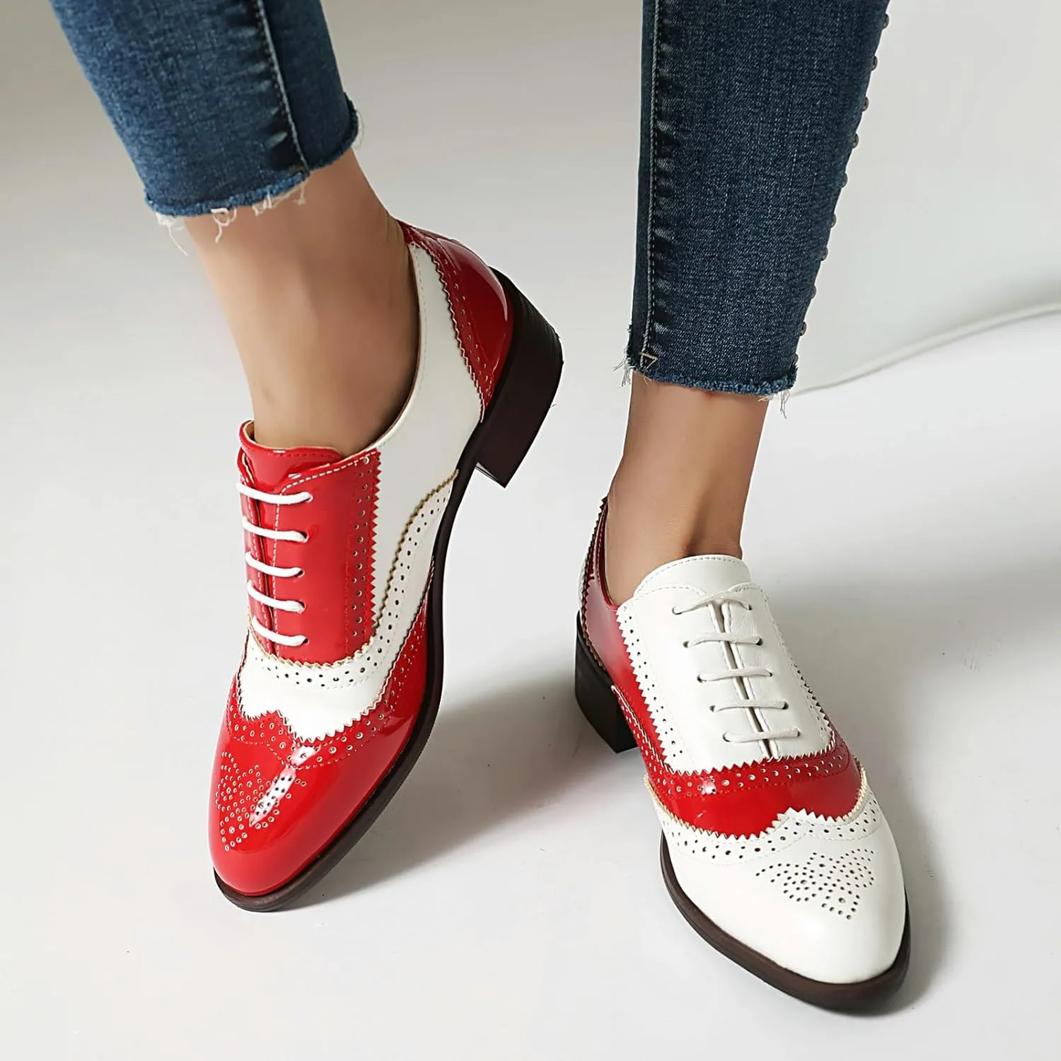 Betastella Womens Vintage Wingtip Lace Up Oxfords Chunky Low Heel Round Toe Pumps Brogue Oxford Shoes