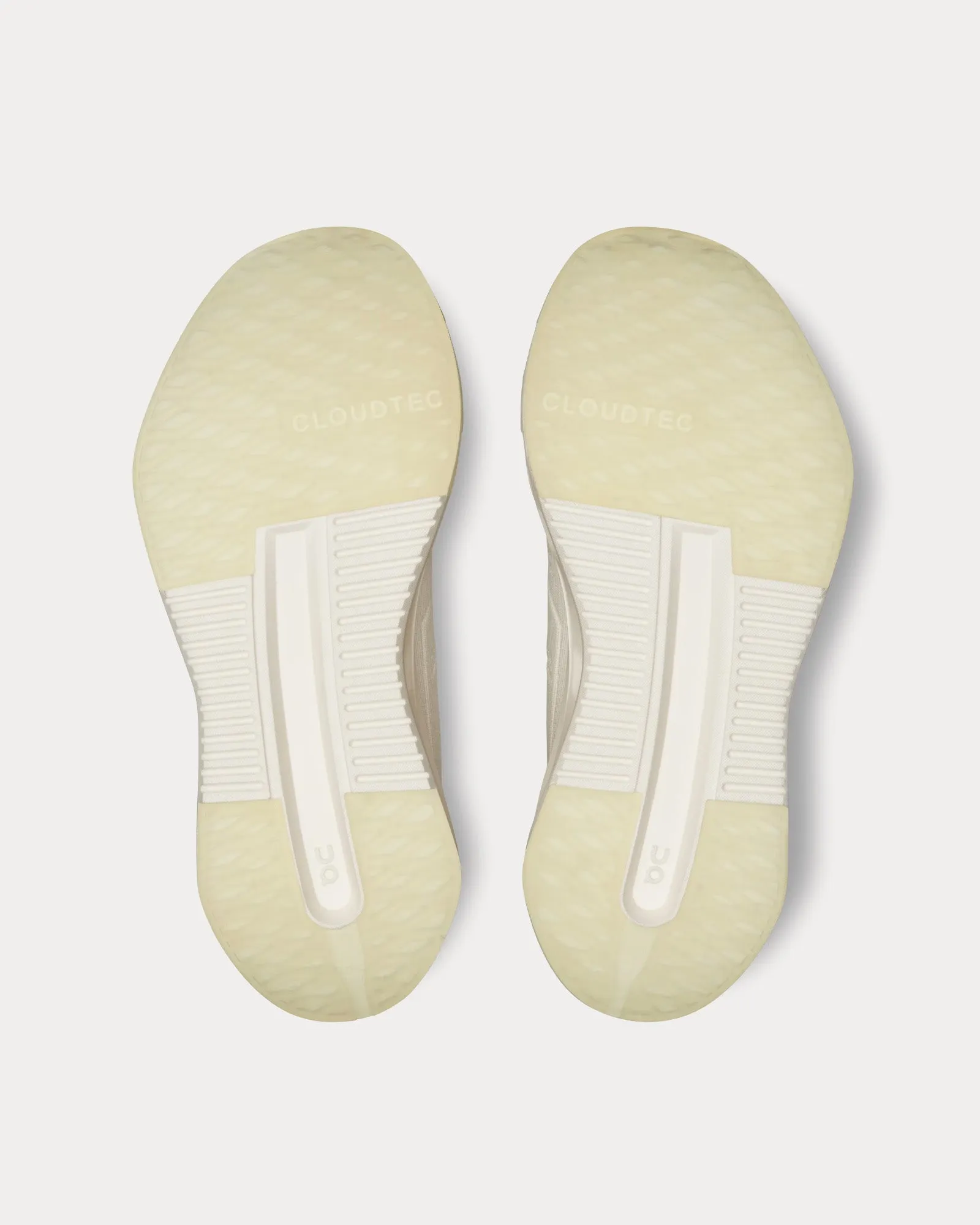 Cloudrise Cyclon Undyed Running Shoes