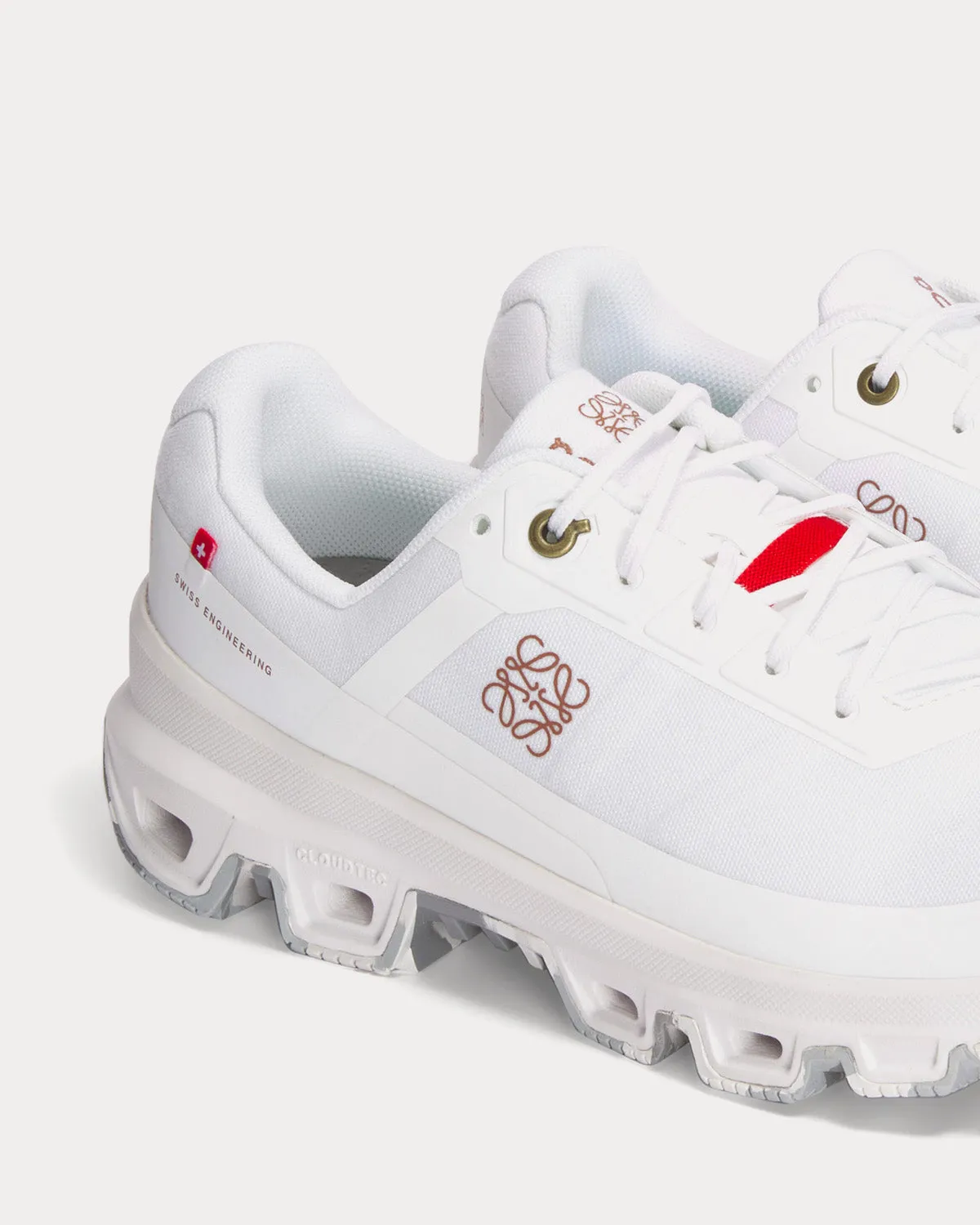 Cloudventure Nylon White Running Shoes