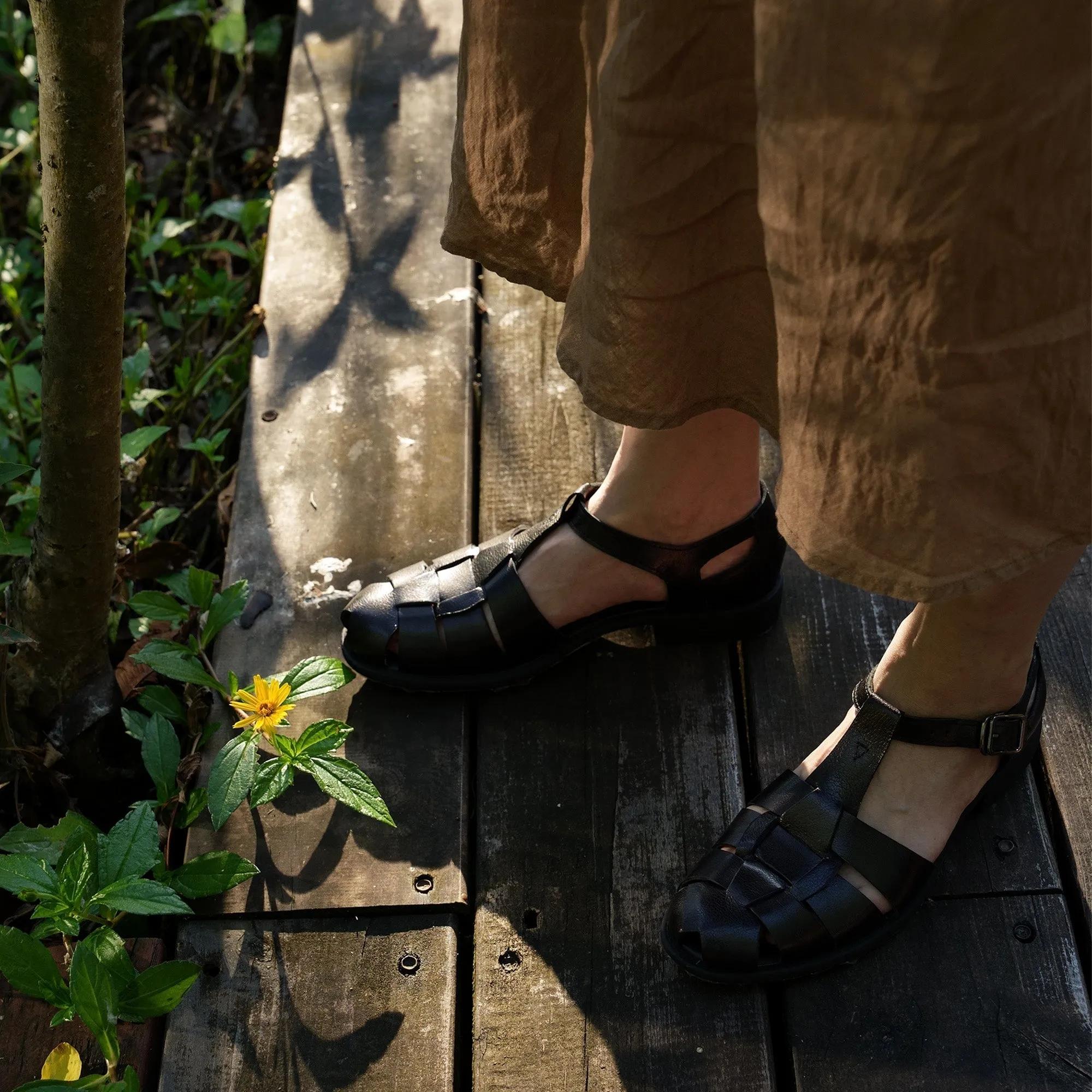 Designer Fisherman Shoes Genuine Leather Gladiator Sandals Soft Knit Retro Chunky Buckle Shoes