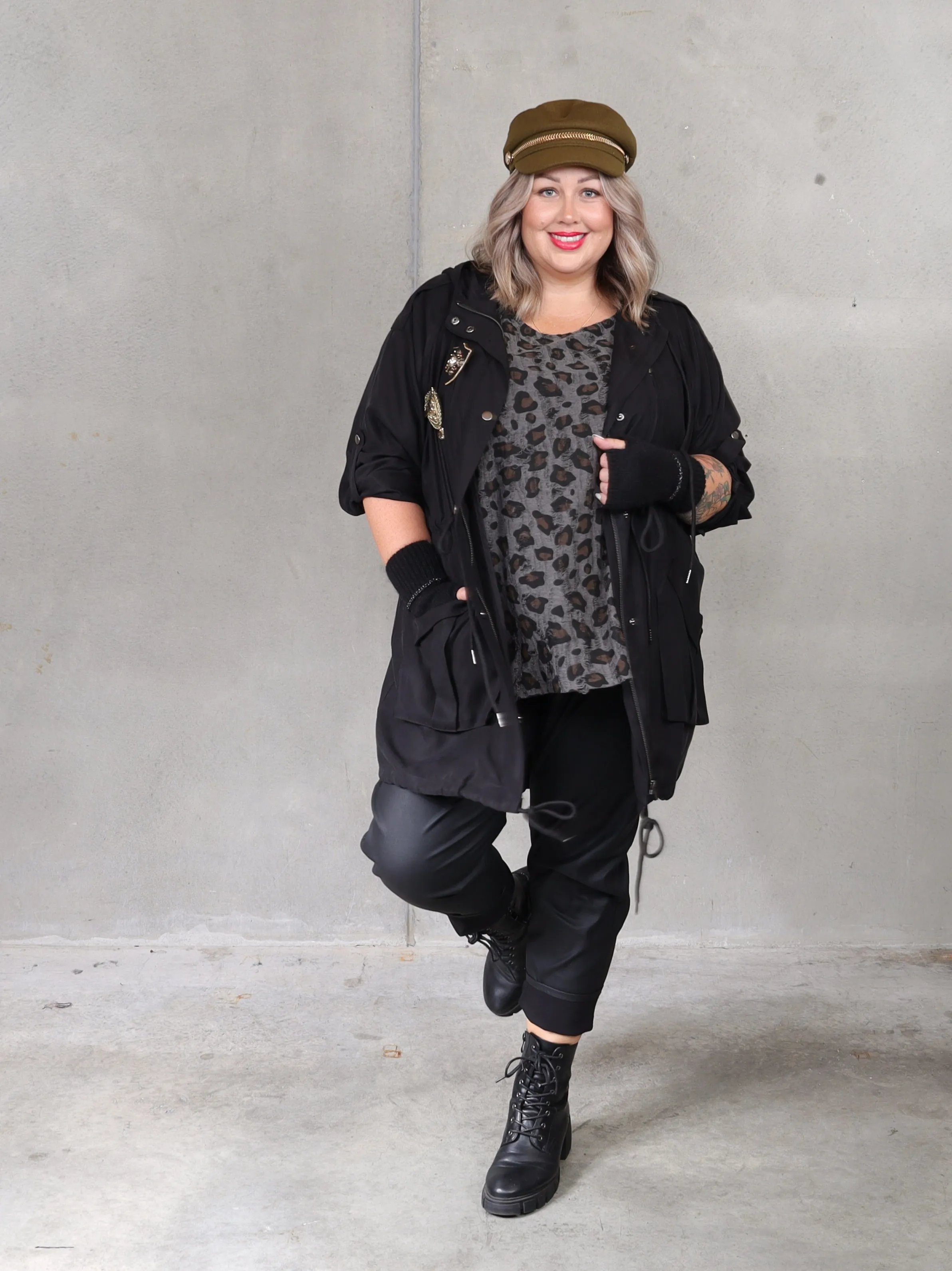 Evenflow Anorak - Black