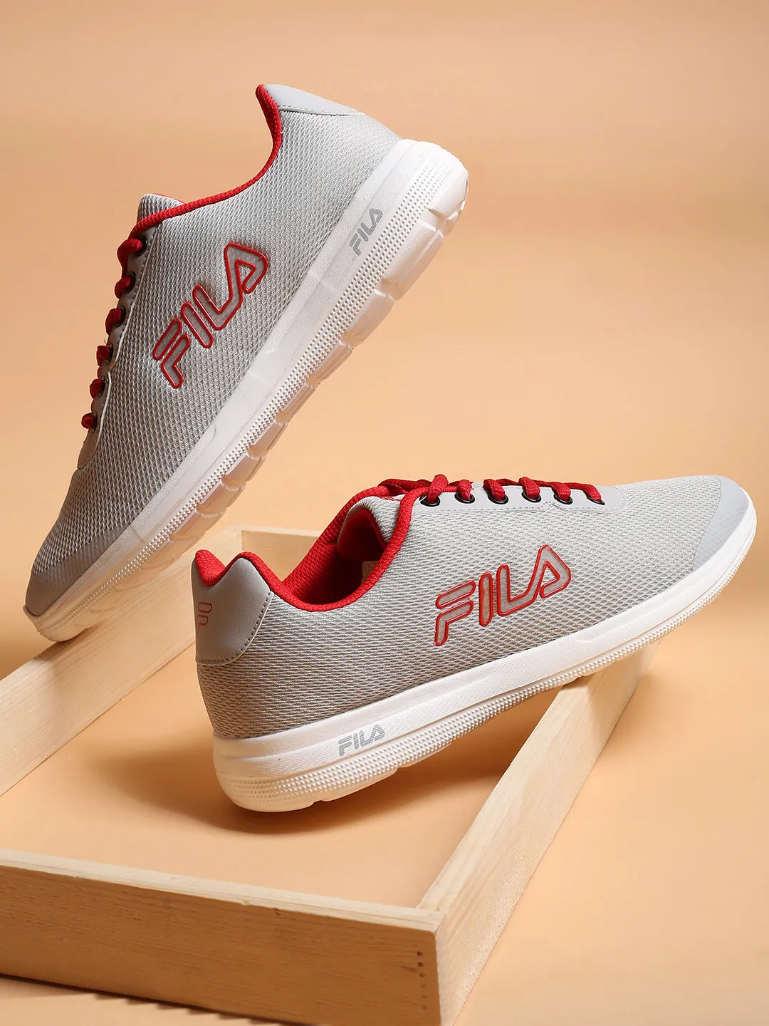 Fila Red Benna Men's Running Shoes