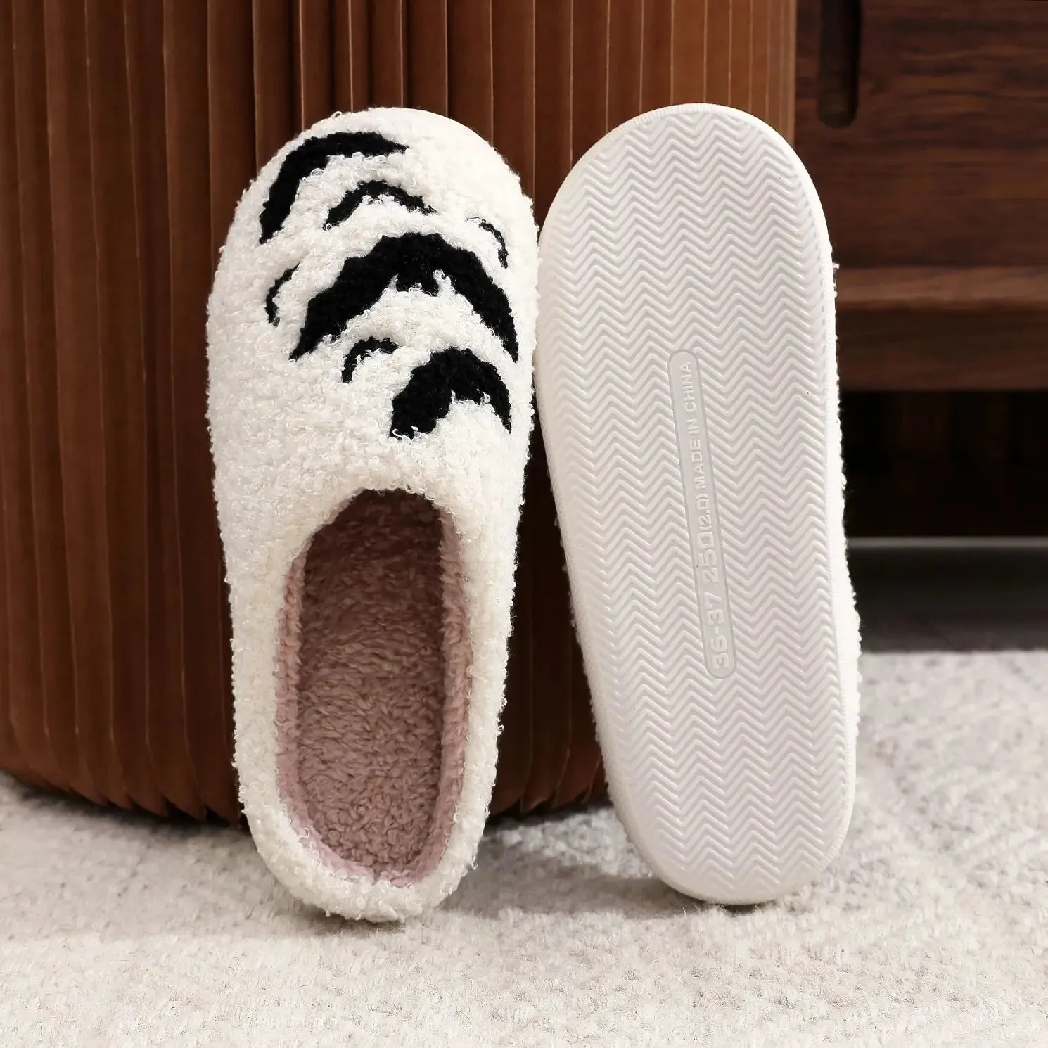 Halloween Bat Pattern Slippers