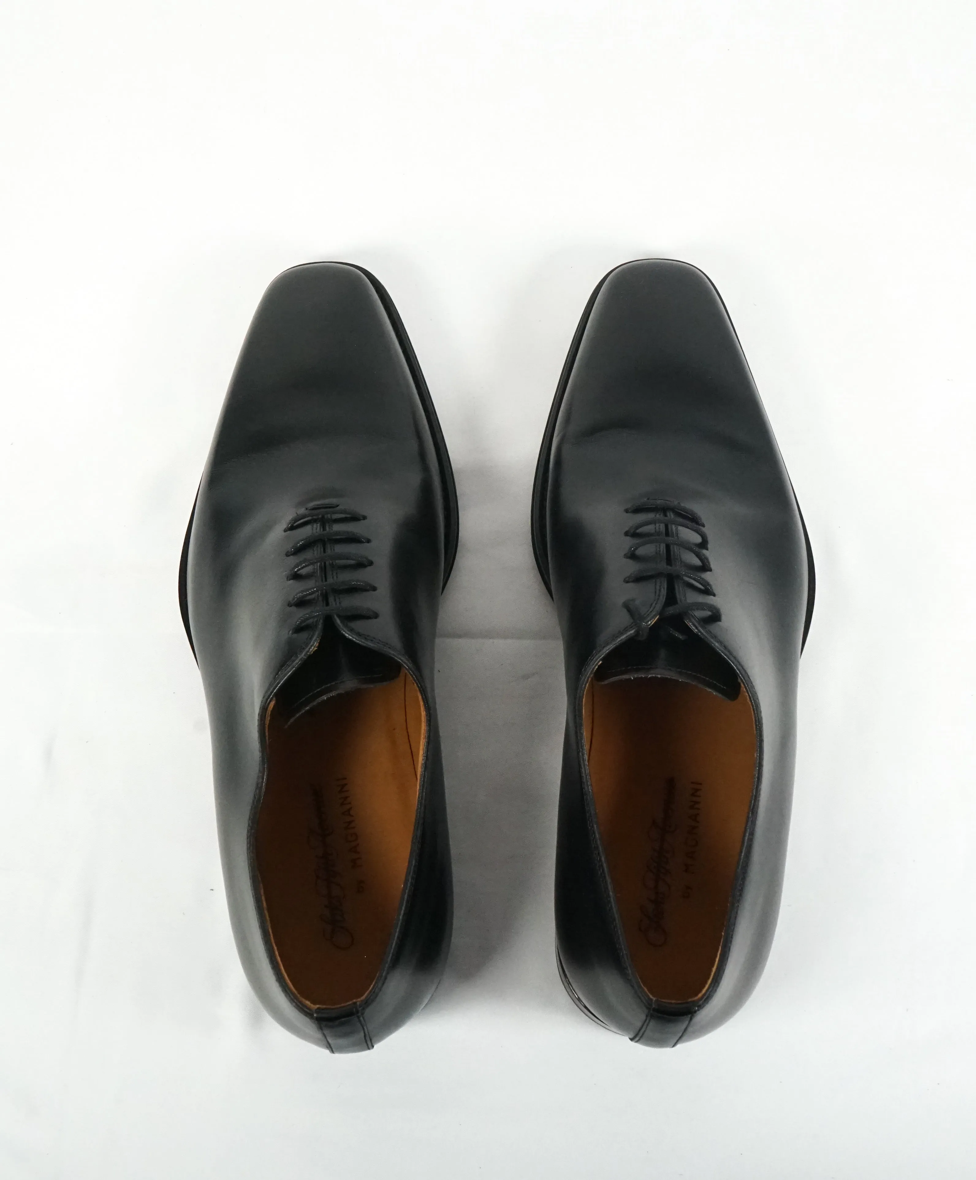 MAGNANNI - Whole Cut Oxfords Black Balmorals - 8.5