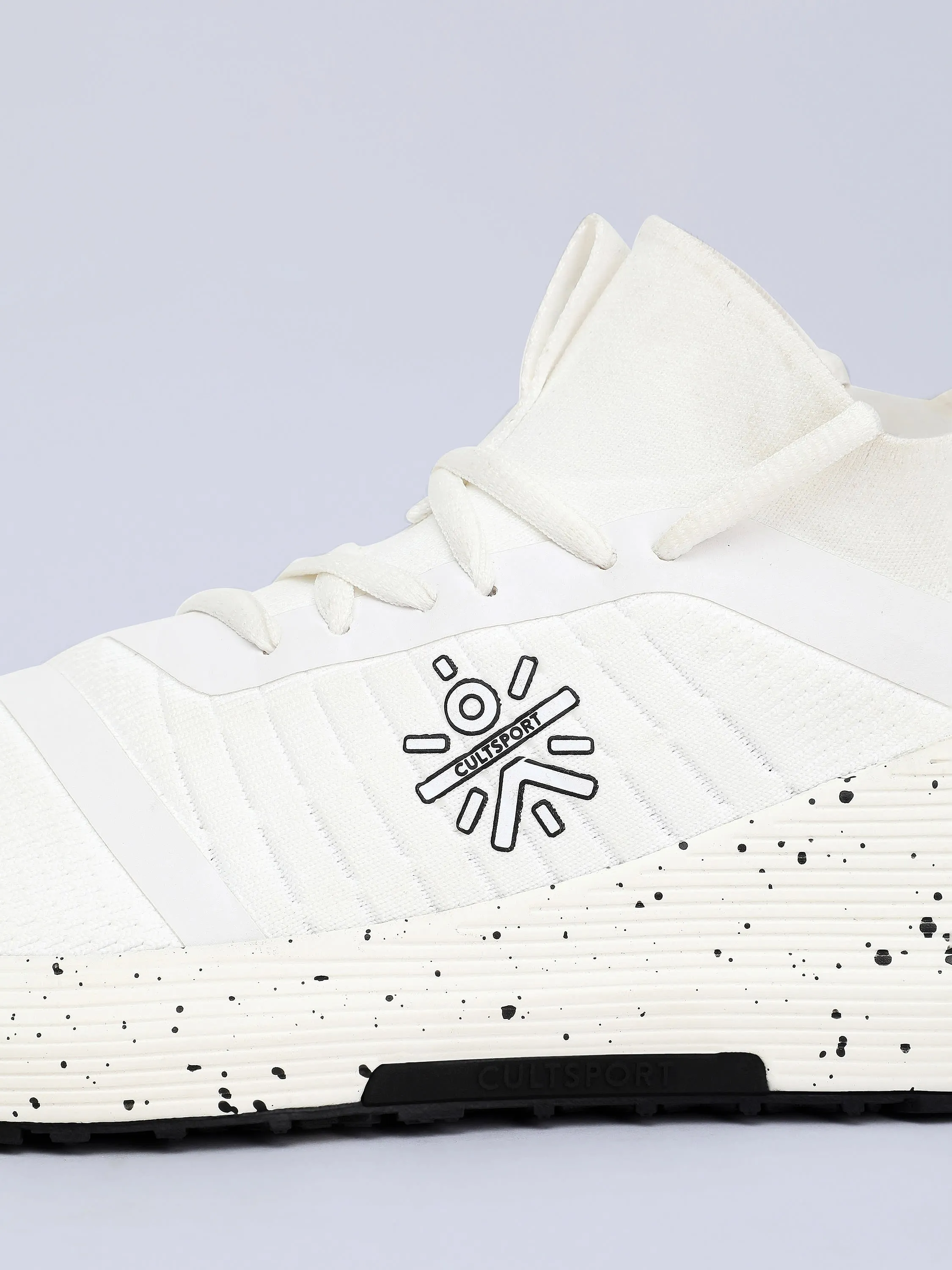 Pro-Train Men Training Shoes - White